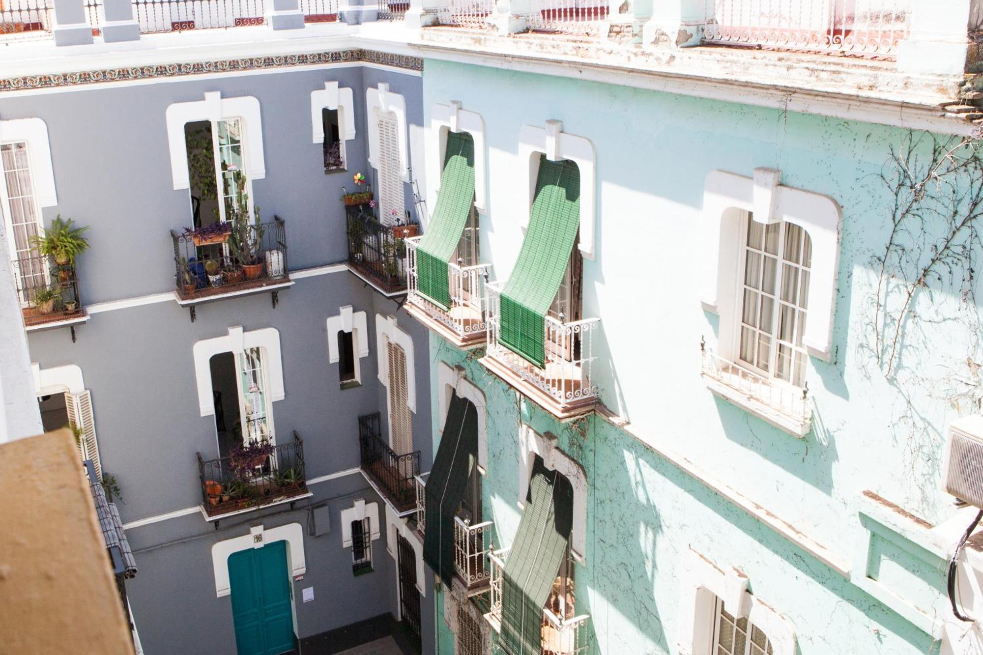 Zona Alameda De Hercules Silencioso Siviglia Esterno foto